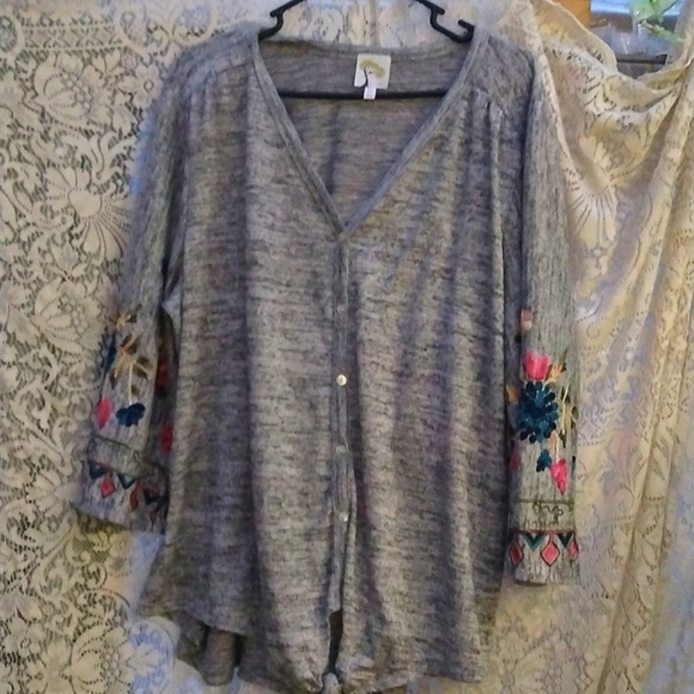 plus Fig and flower cardigan 3x